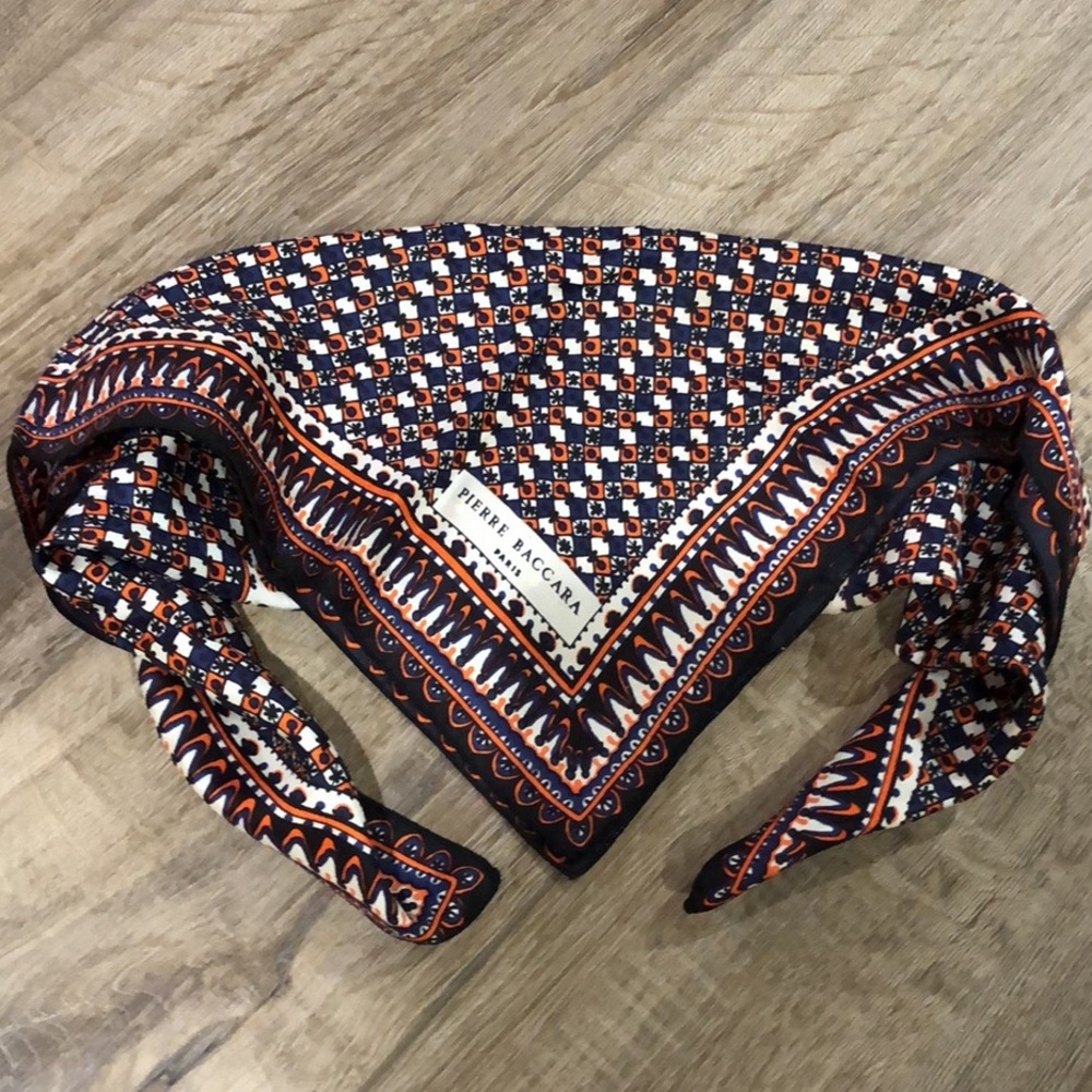PIERRE BACCARA PARIS Vintage Silk Scarf - Picture 5 of 8